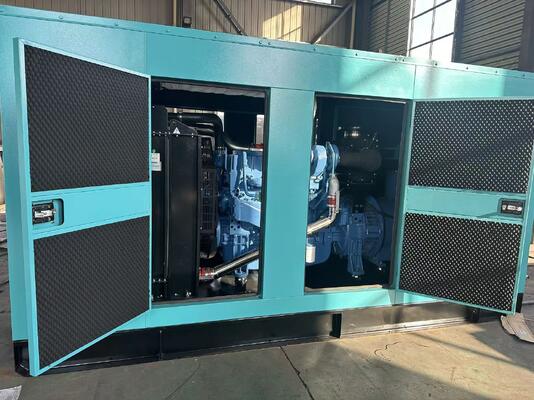 Bom preço. Set de gerador diesel de 300KW com motor Yuchai YC6MJ500L-D21 Geradores de energia de 375KVA de tipo silencioso on-line