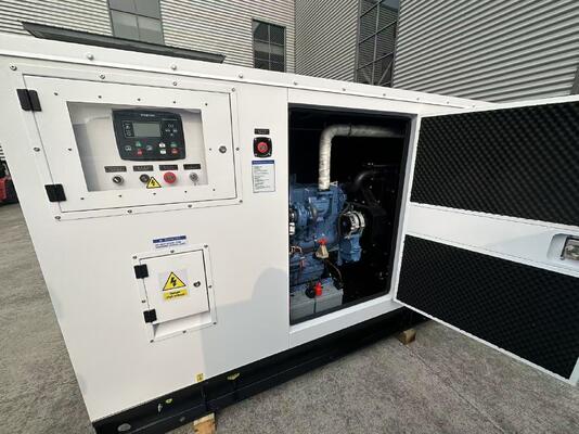 Grupo Gerador Diesel Silencioso com Motor Yuchai de 62,5KVA para Soluções de Energia Confiáveis