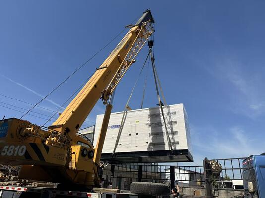 Bom preço. Set de gerador industrial silencioso de 1000 kW com motor Yuchai para potência de backup confiável on-line